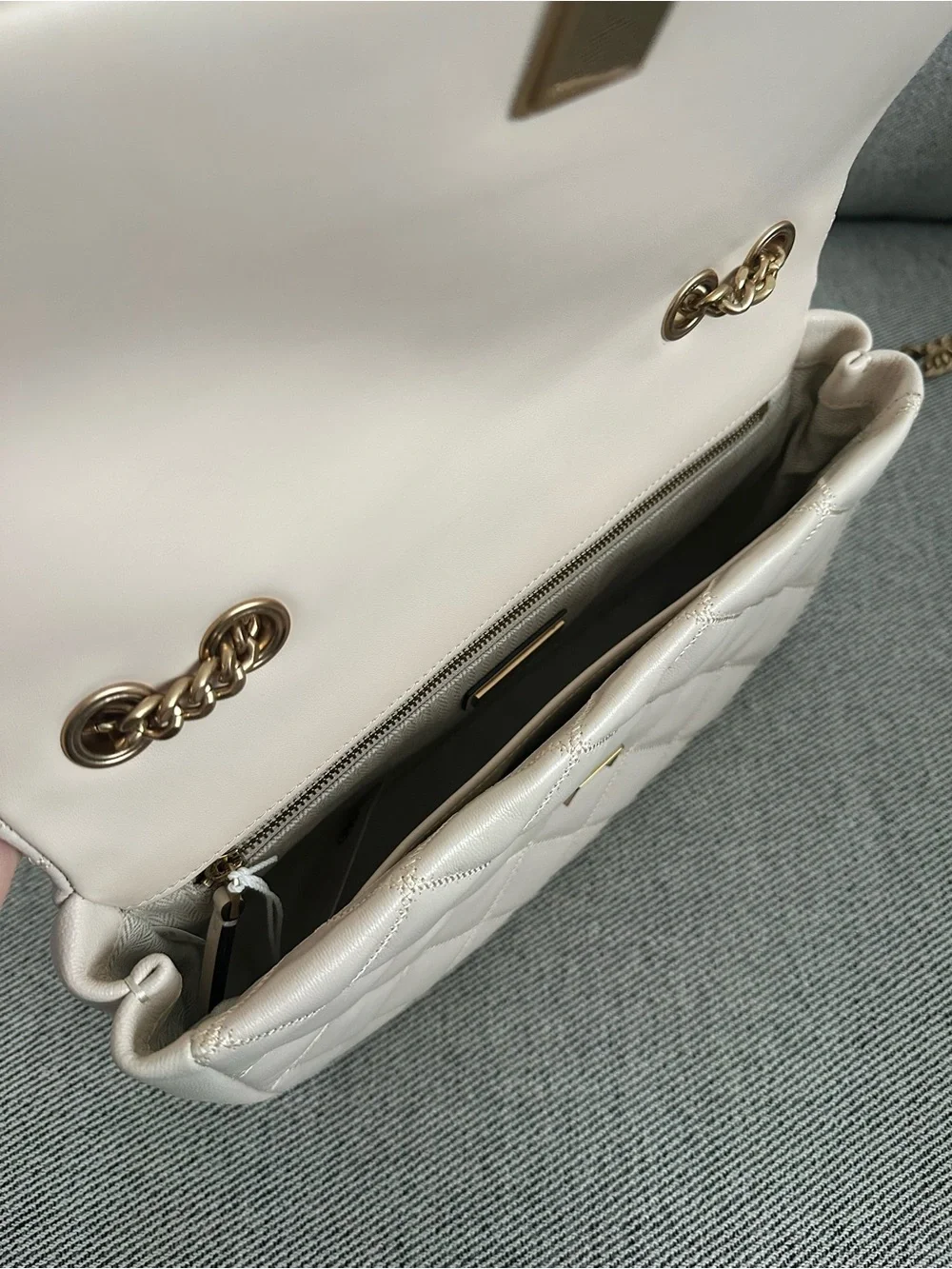 NWT Tory Burch Willa Large Shoulder Bag 148244